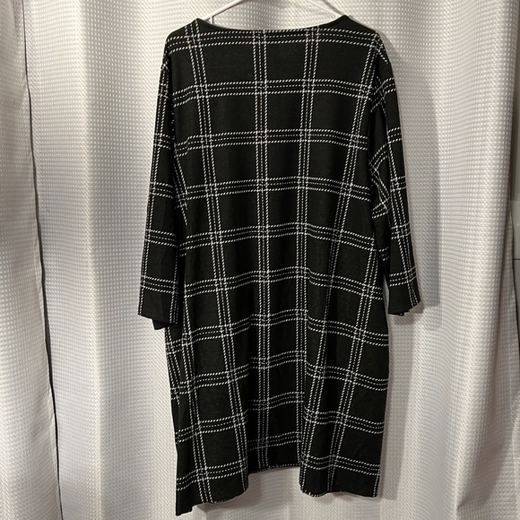 Massini Essentials Size 3X Women’s Black/White Plaid Dress w/ 3/4 length sleeve - Picture 4 of 9